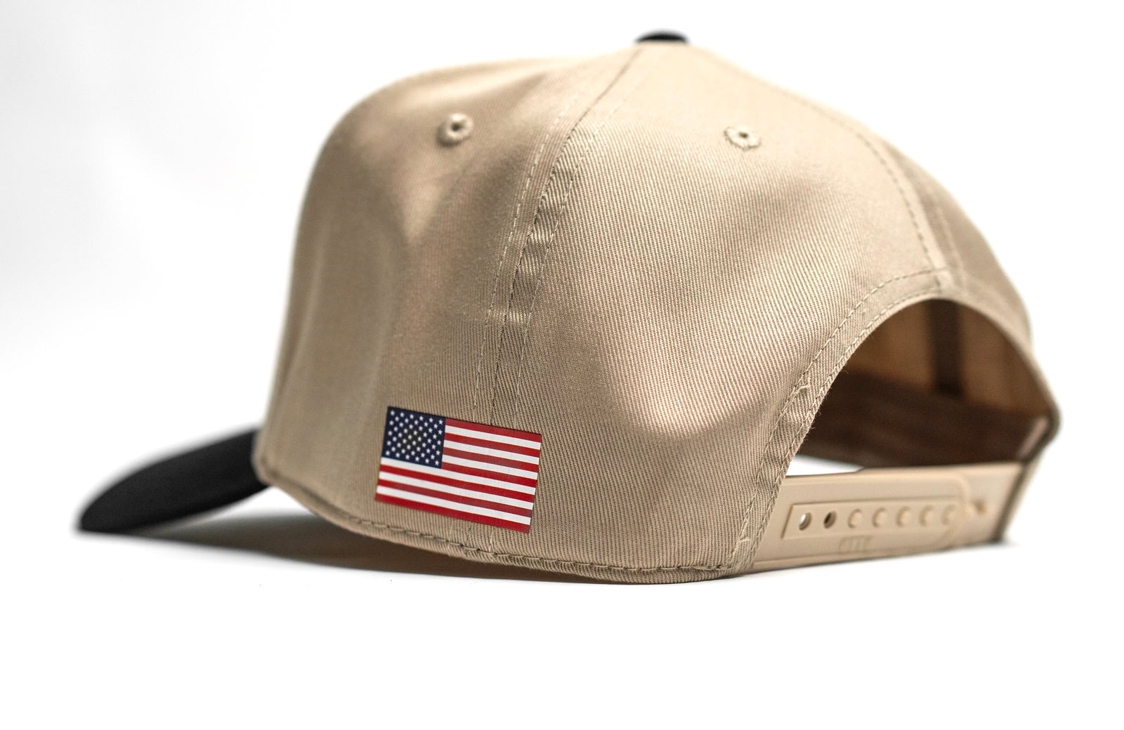 Live Fit. 5 Panel Snapback - Khaki / Black