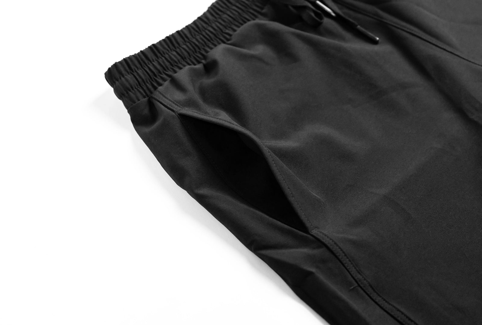 0012 Hybrid Active Shorts - Black / Olive