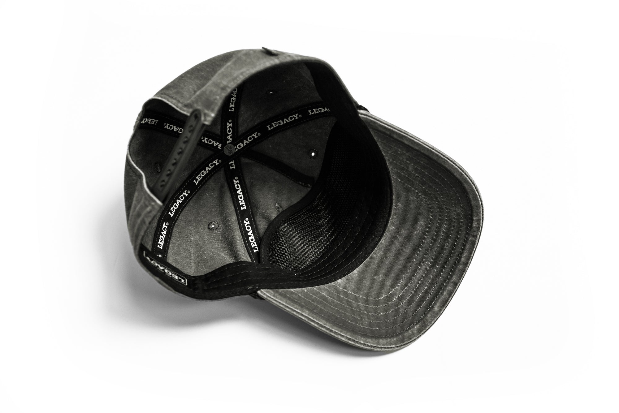 Live Fit. Country Club Denim Rope Snapback - Black