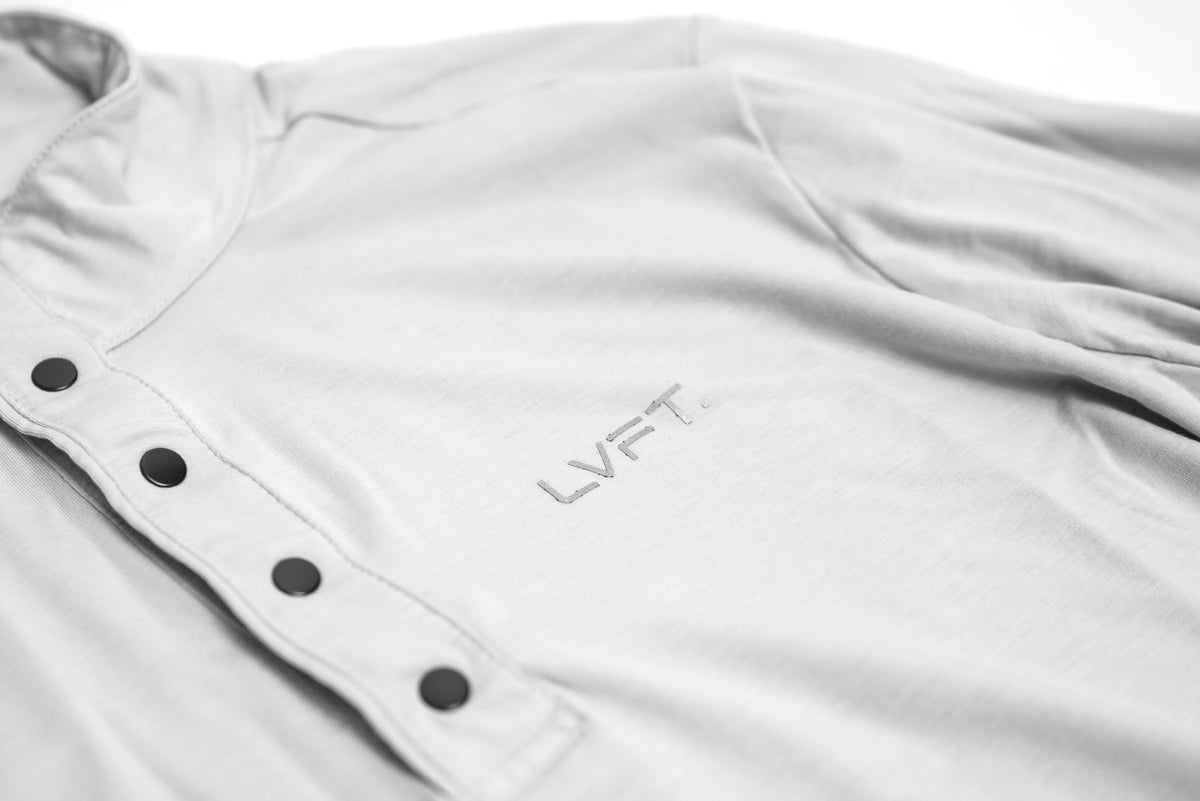 Performance Snap Henley - Moonstone