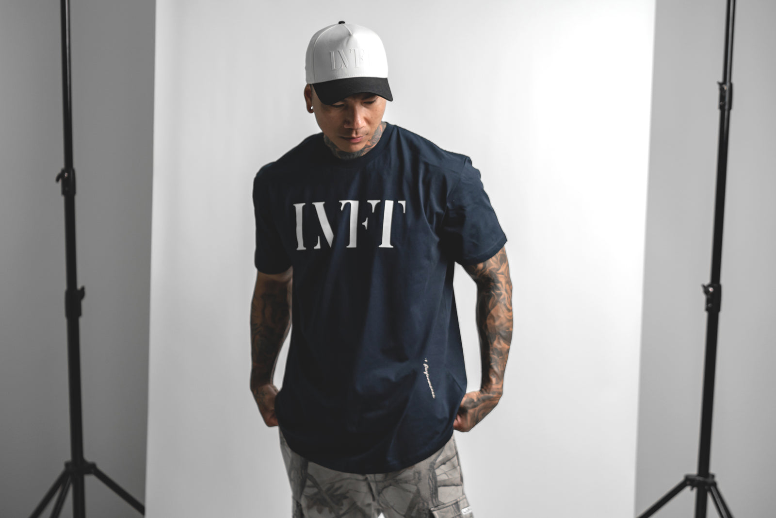 Echo Monochrome Scallop Tee - Navy