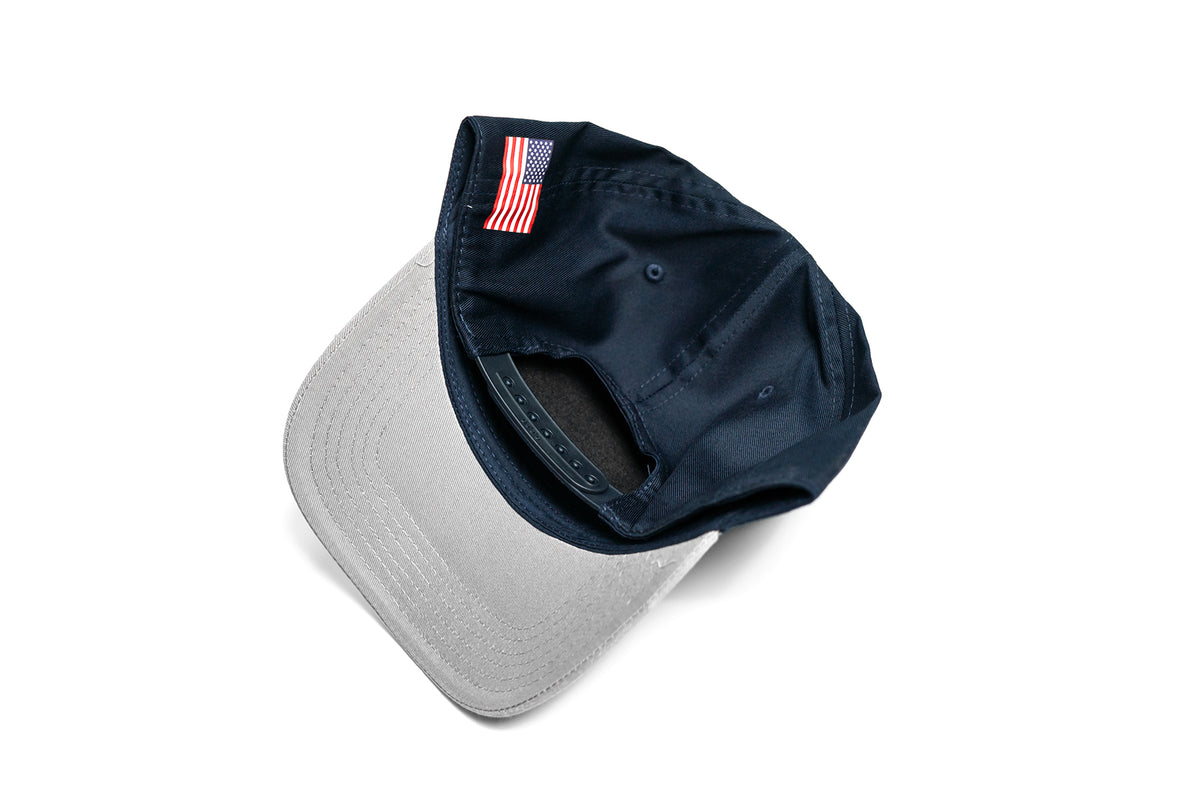 Live Fit. 5 Panel Snapback - Navy / Grey