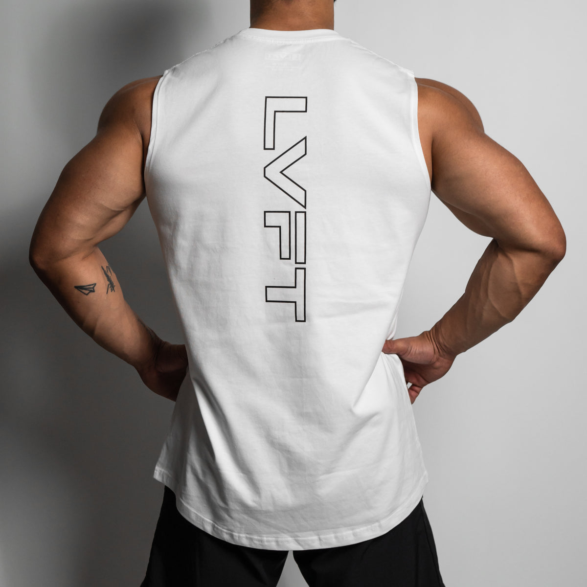 Slate Scallop Tank - White