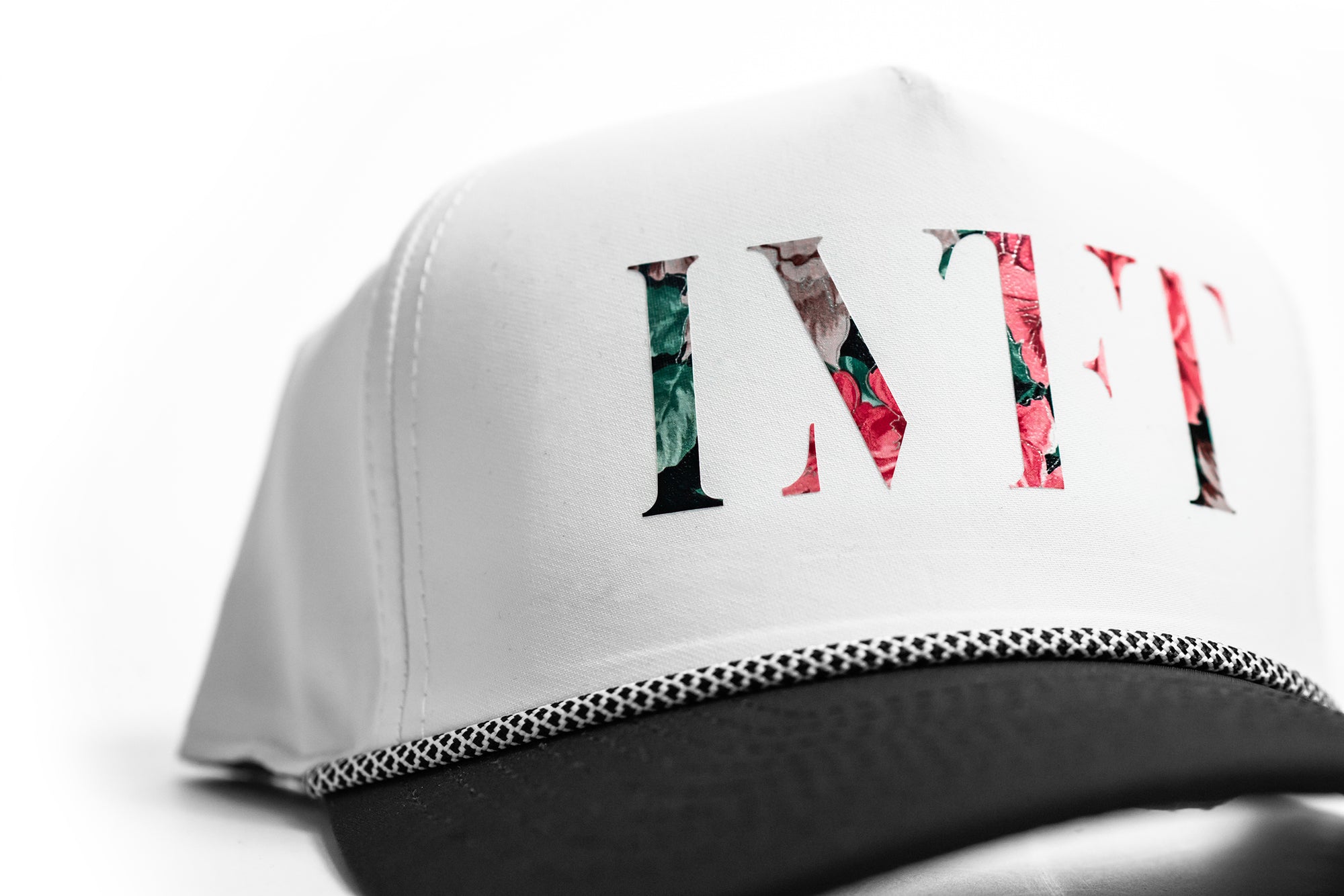 Echo Noir Snapback
