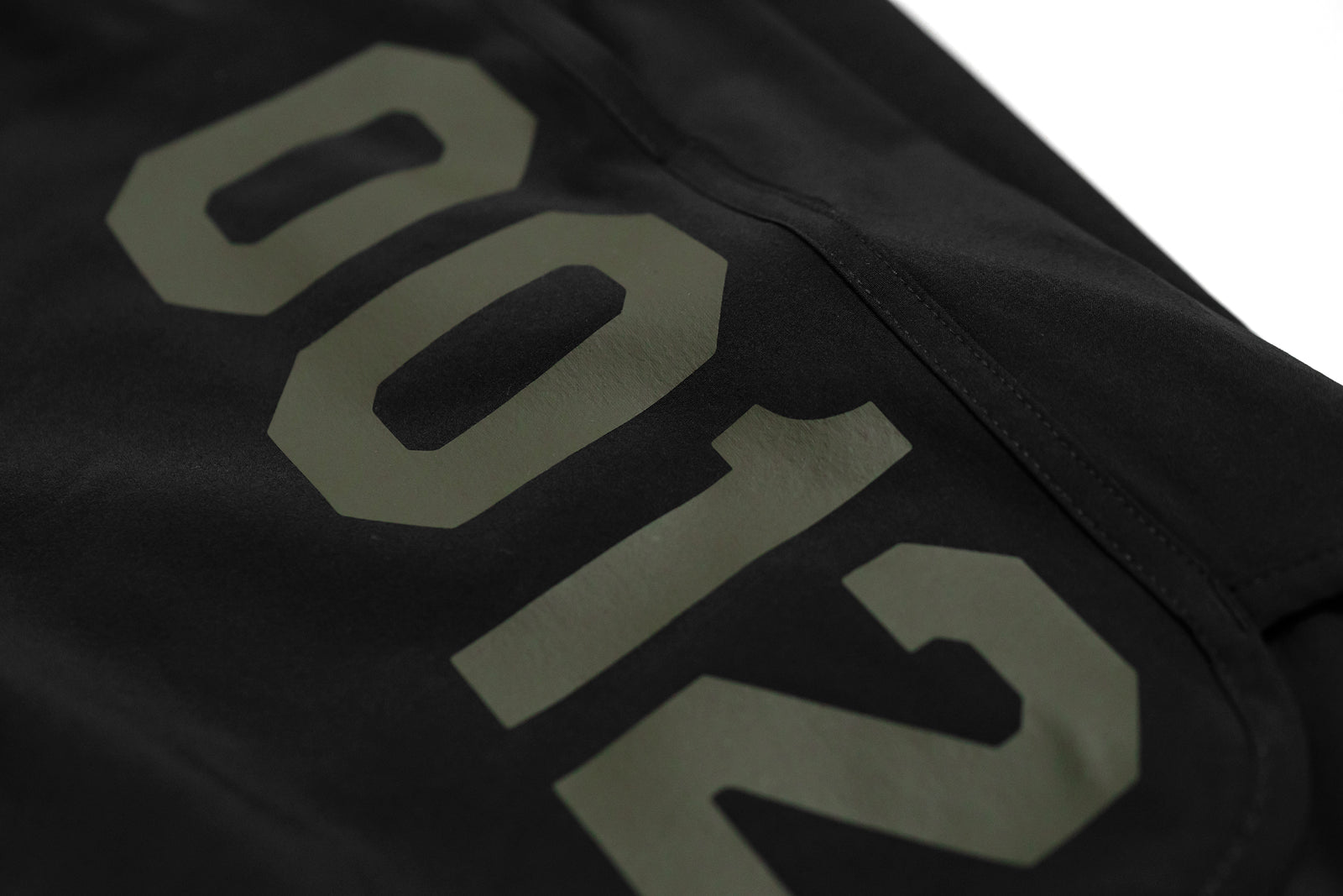 0012 Hybrid Active Shorts - Black / Olive