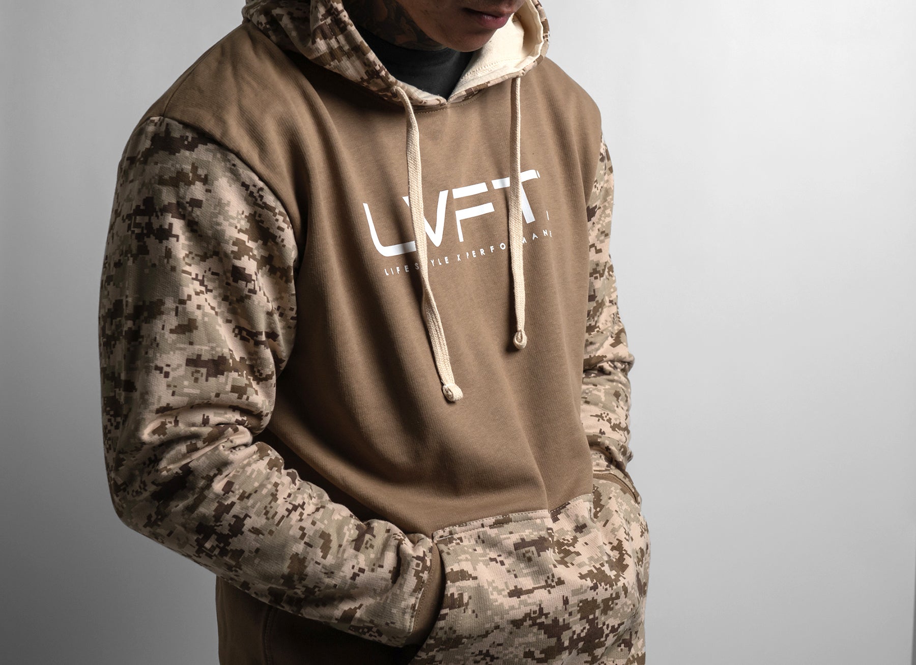 https://livefitapparel.com/cdn/shop/files/DSC06208_2000x.jpg?v=1729730661