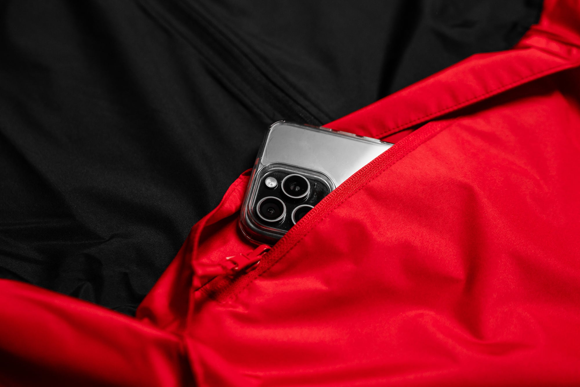 Division Anorak Jacket - Black / Red