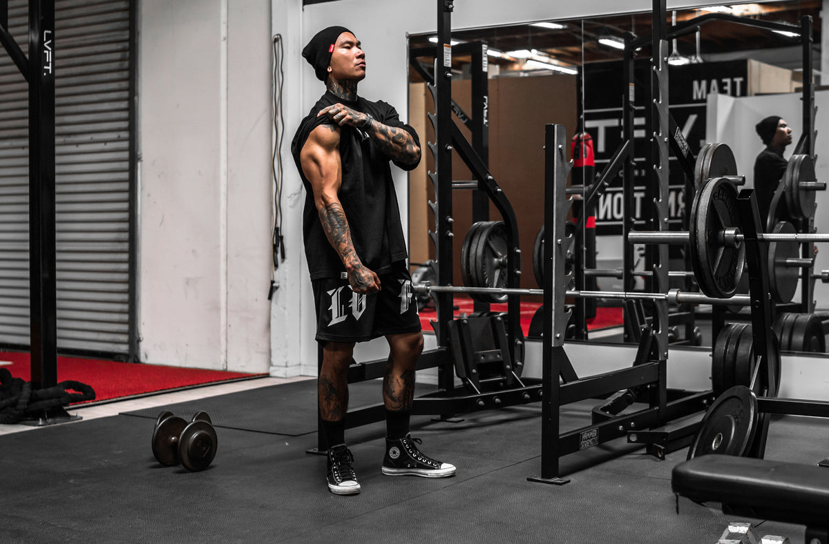 Gotham Pump Tee - Black