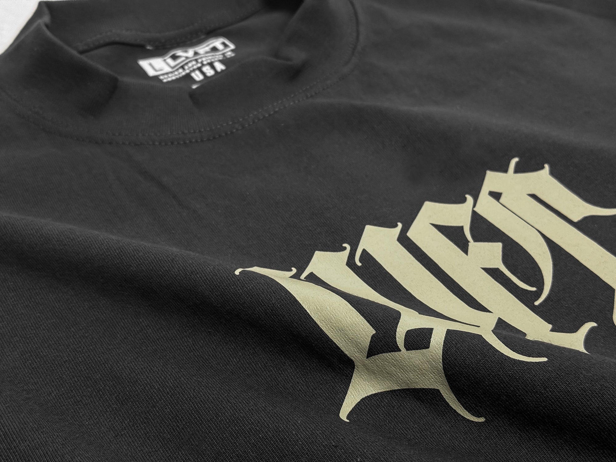 Mystik Pump Tee - Off Black Khkai