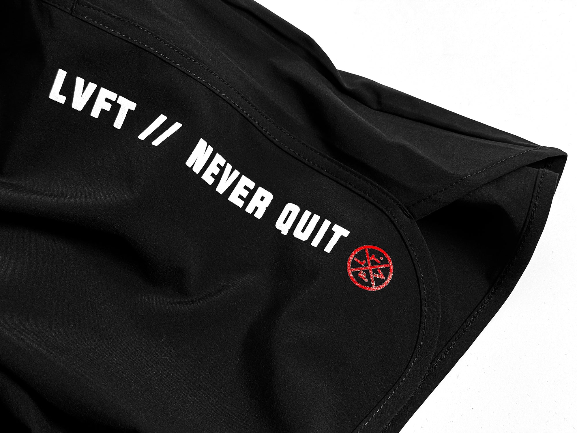 Never Quit Hybrid Active Shorts - Black / Red