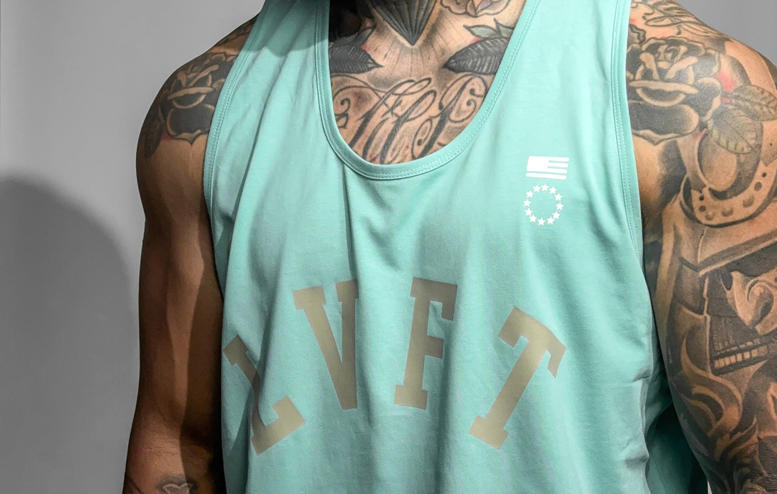 Vanguard Tank - Mint