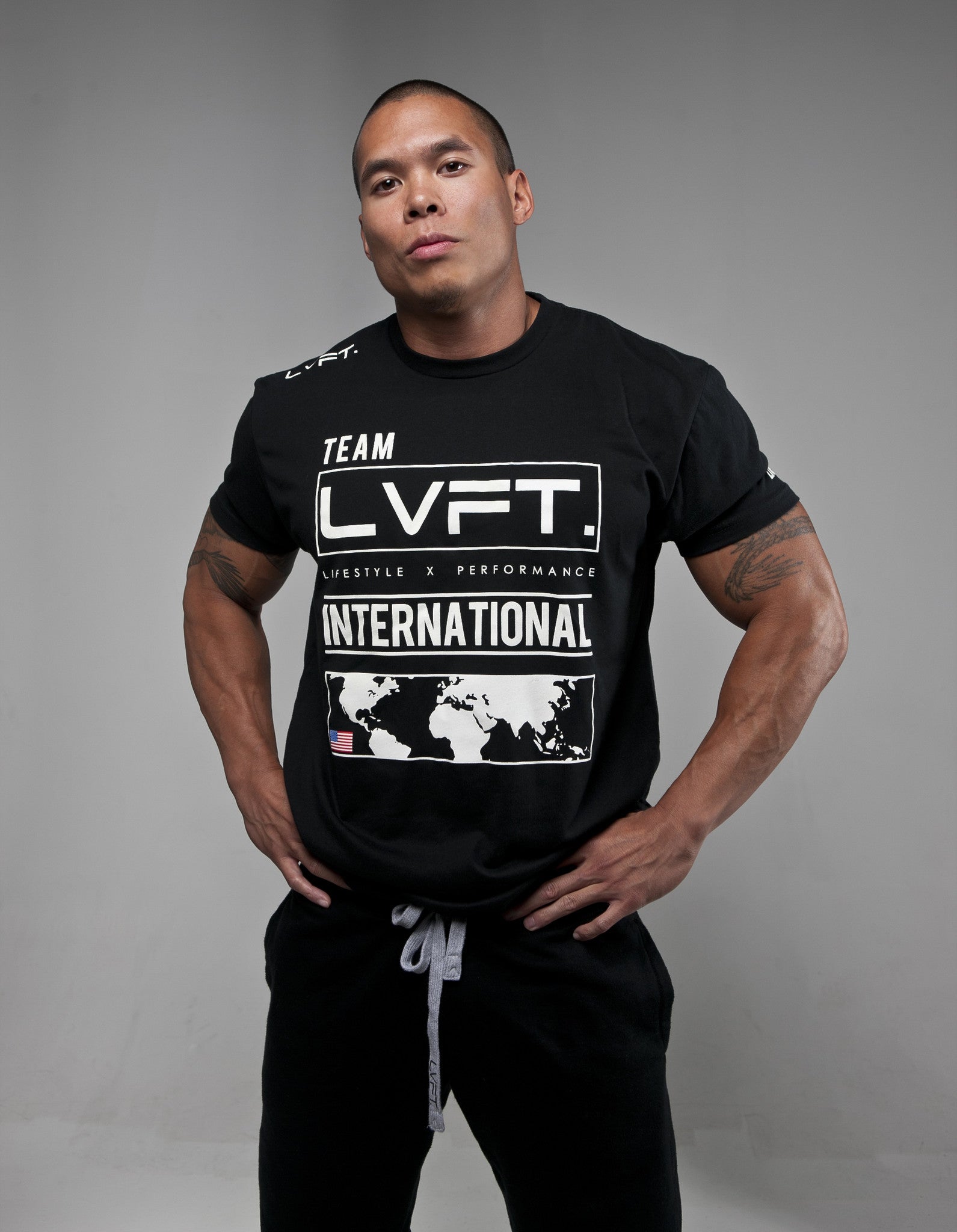 Live Fit LVFT T-shirt Mens Size M Short Sleeve Athletic Gym Black