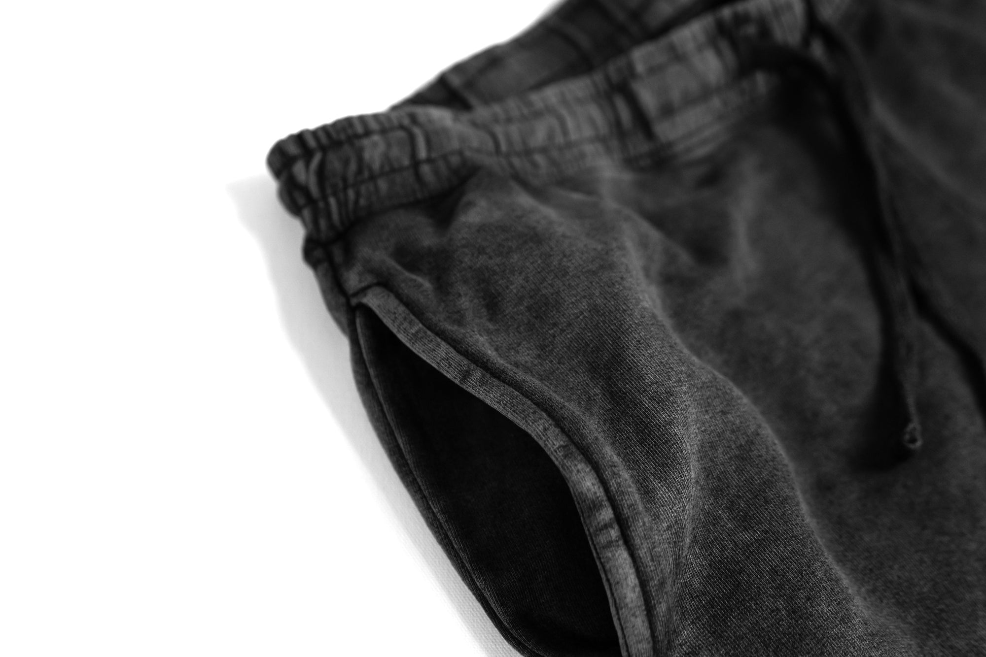 Trust The Iron Sweat Shorts - Vintage Black